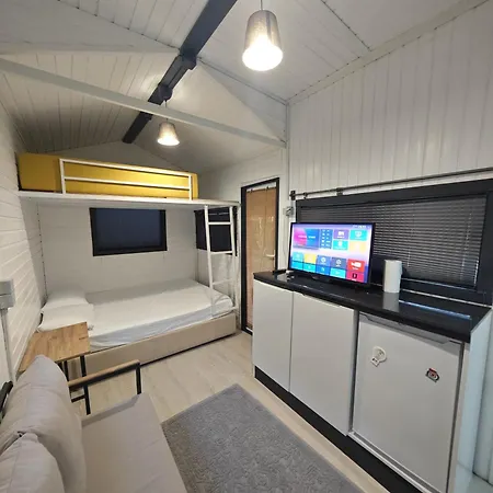 Tiny Mini House Kamp alanı