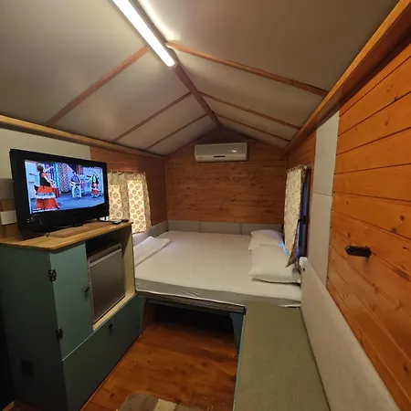 Tiny Mini House *