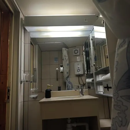 Tiny Mini House *